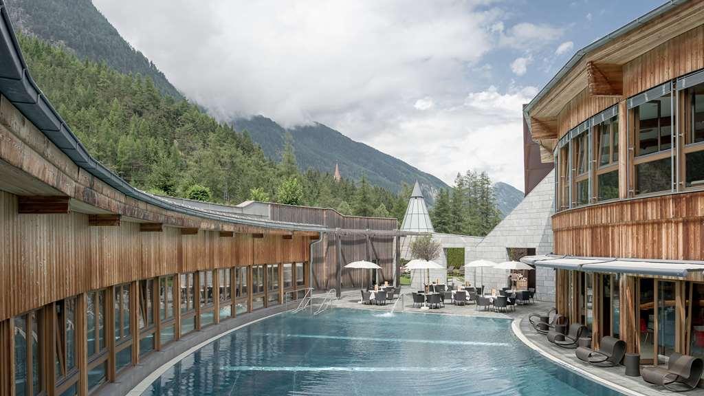 Aqua Dome 4 Sterne Superior Hotel & Tirol Therme Laengenfeld Exterior photo