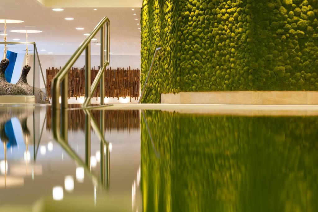 Aqua Dome 4 Sterne Superior Hotel & Tirol Therme Laengenfeld Exterior photo